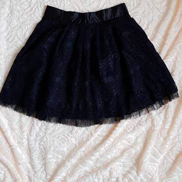 SOLD! Wet Seal, black lace skirt - Picture 2 of 7